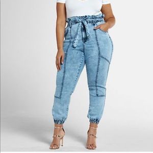 Light Wash High Rise Paperbag Waist Jogger Jeans